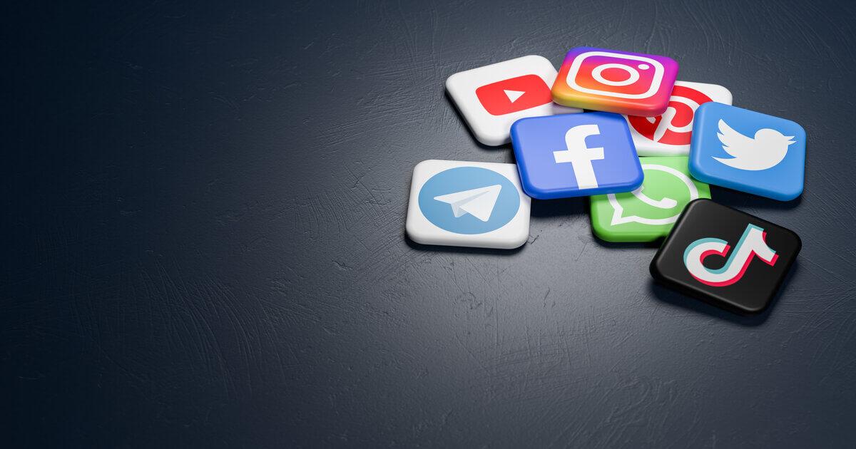 Understanding the Evolution of Social Media Platforms